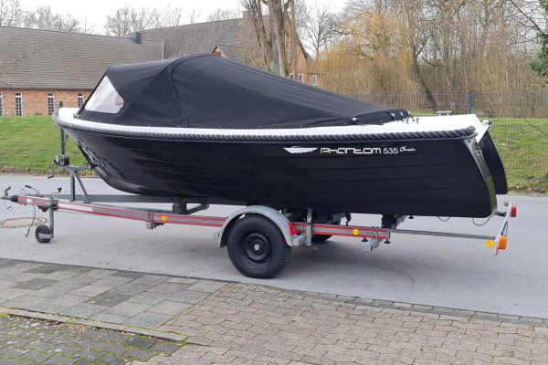 Phantom-535-Classic-Motorboot-schwarz-6