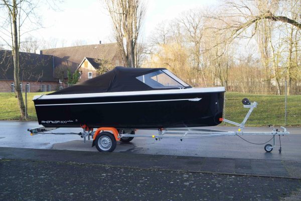 phantom-500-exclusive_motorboot_schwarz-beige_3